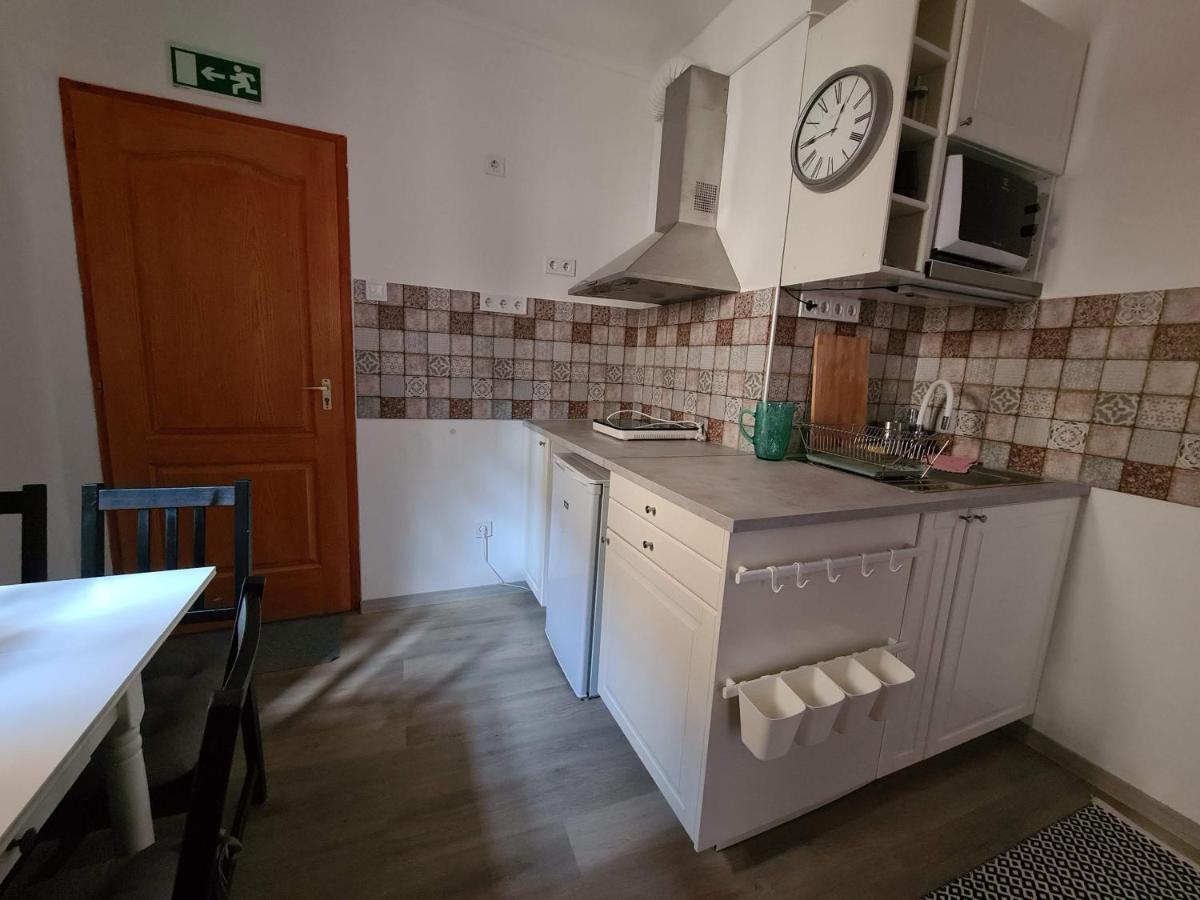 Palantir Panzio Bed & Breakfast Miskolc Ngoại thất bức ảnh