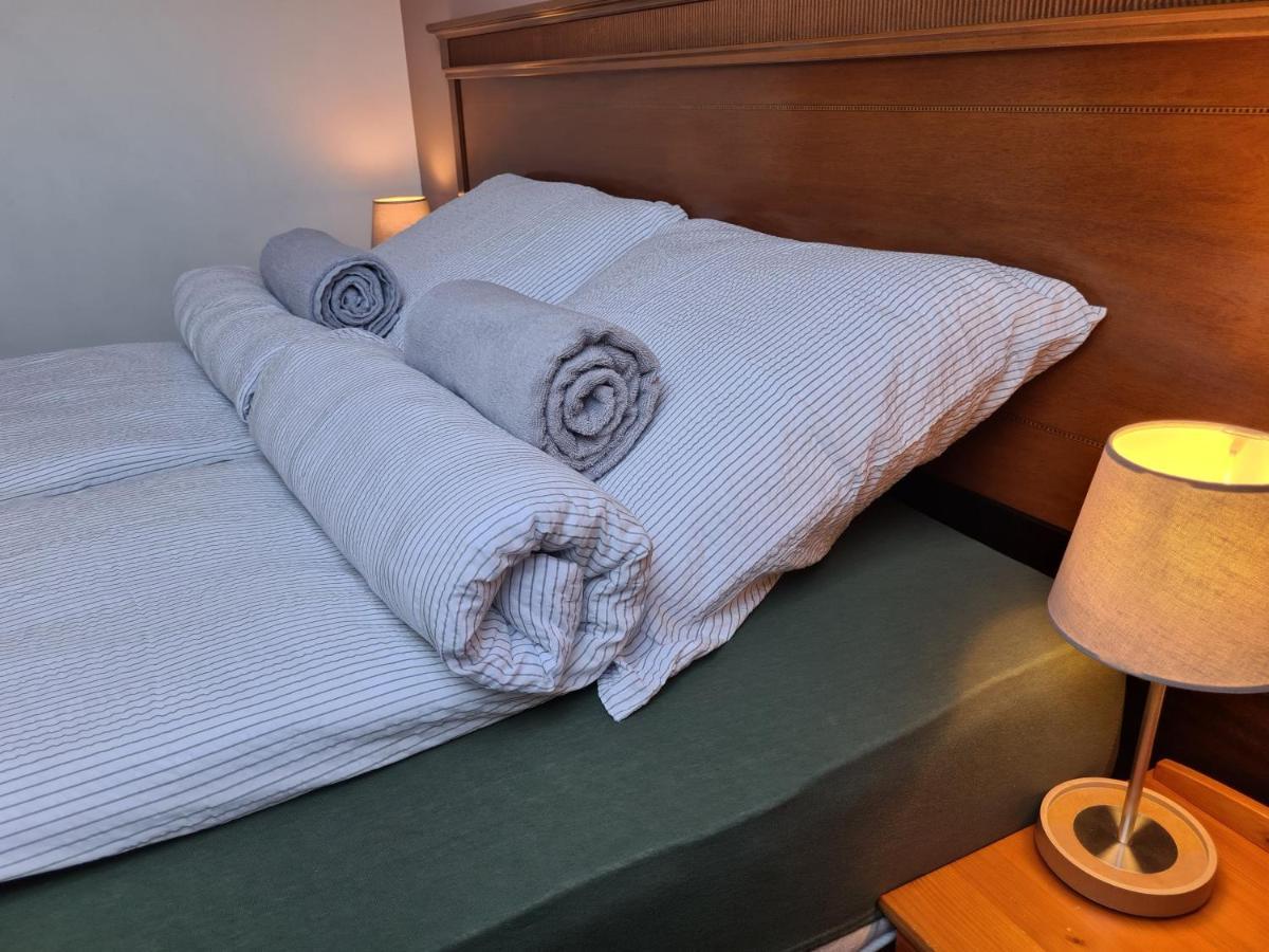Palantir Panzio Bed & Breakfast Miskolc Ngoại thất bức ảnh
