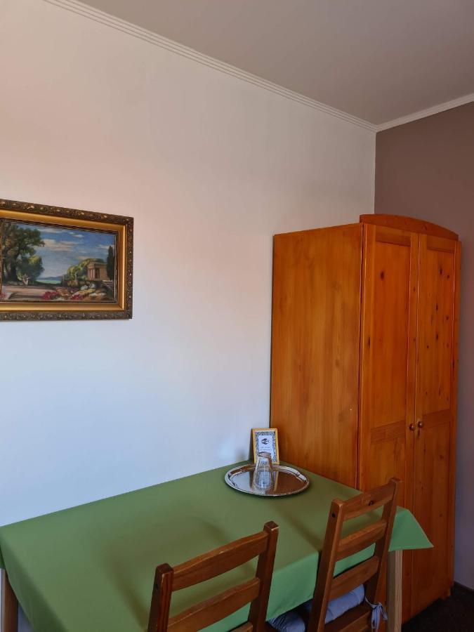 Palantir Panzio Bed & Breakfast Miskolc Ngoại thất bức ảnh