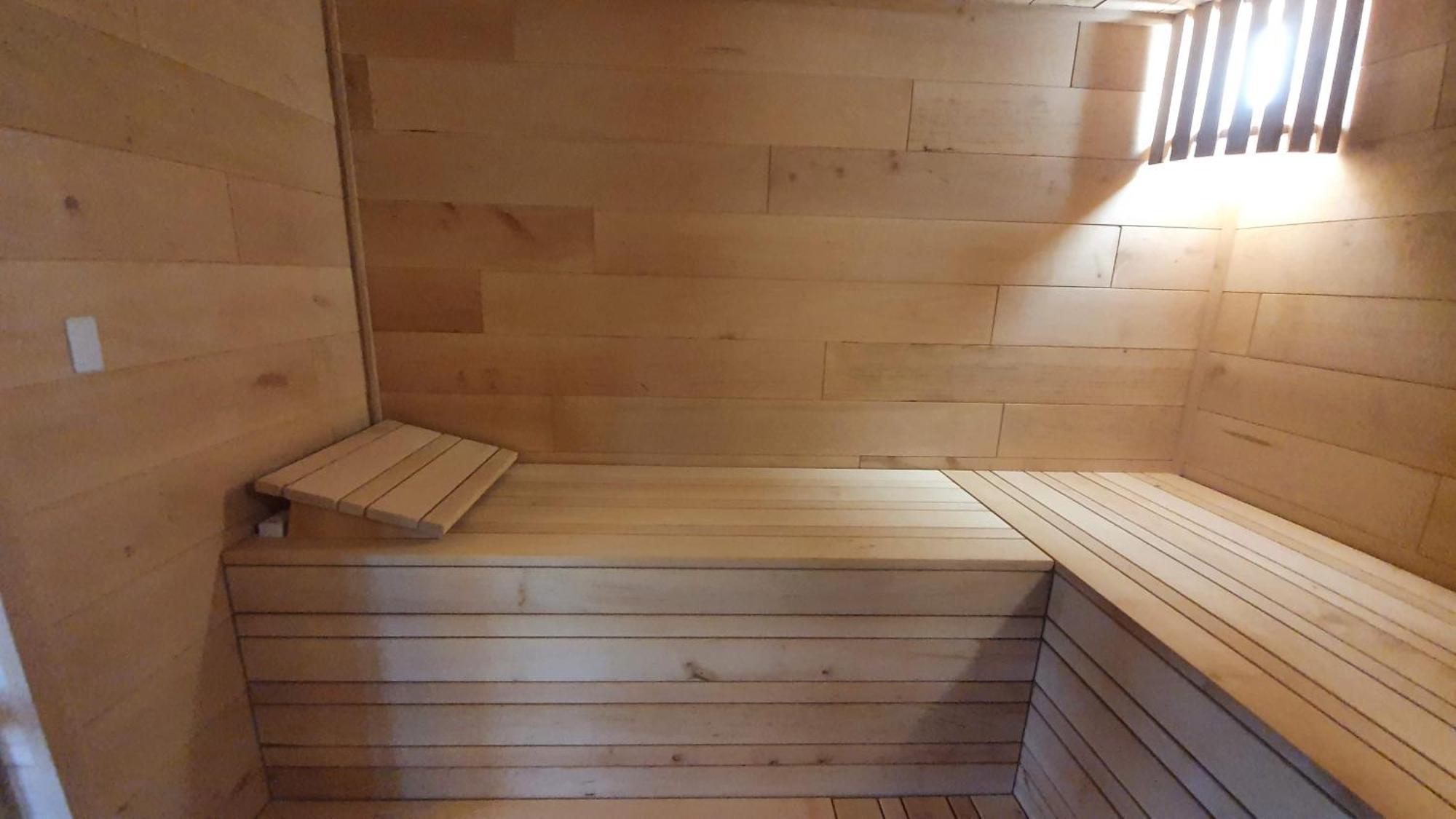 Palantir Panzio Bed & Breakfast Miskolc Ngoại thất bức ảnh