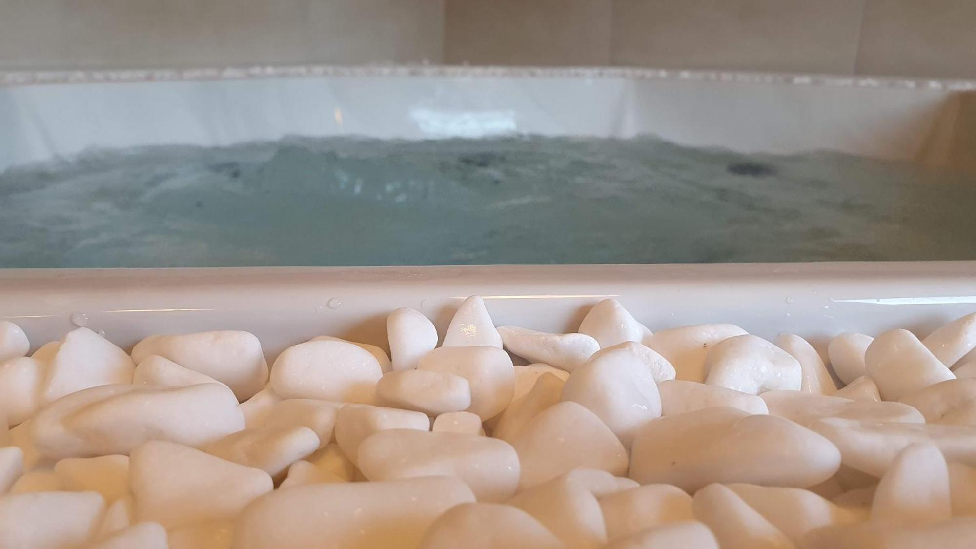 Palantir Panzio Bed & Breakfast Miskolc Ngoại thất bức ảnh
